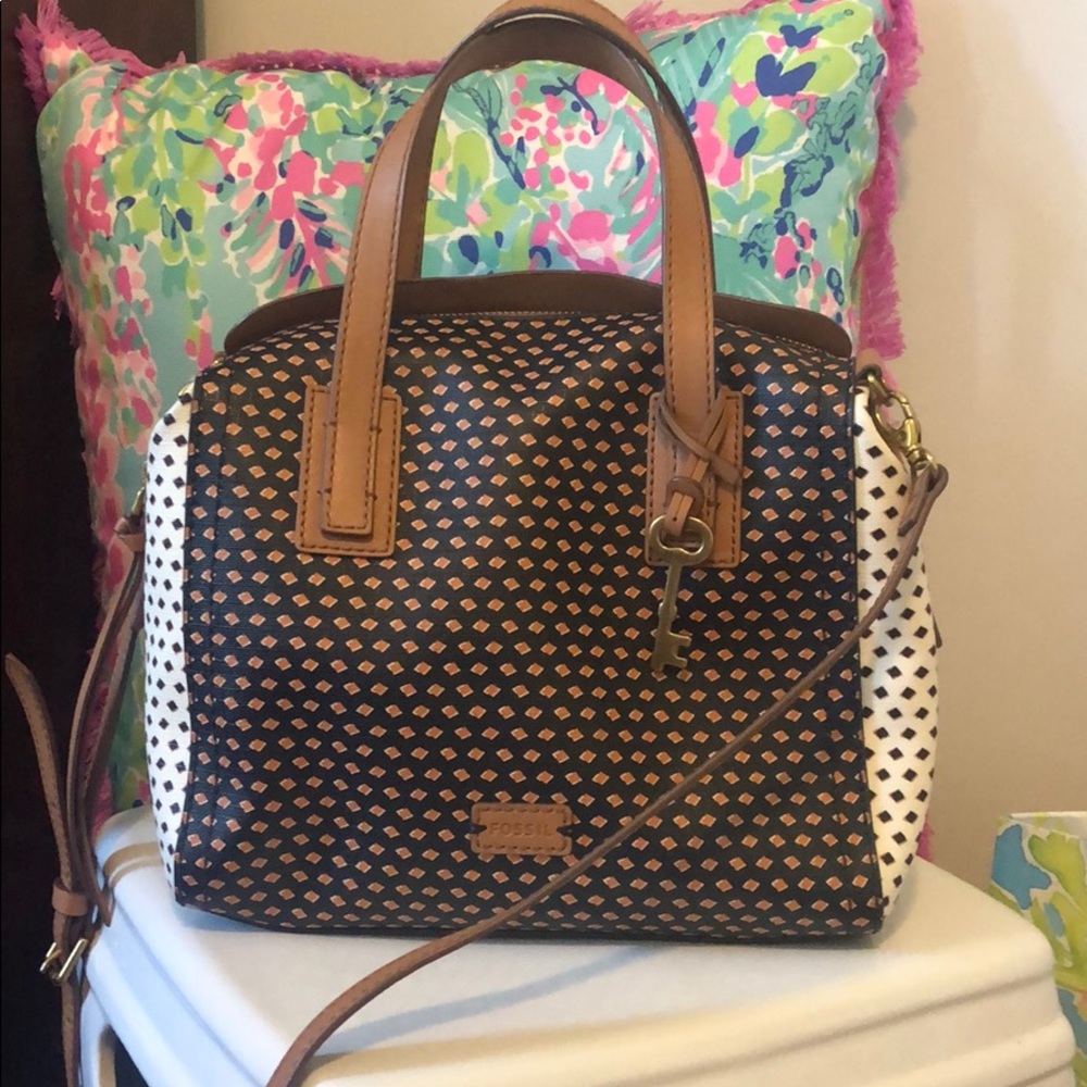 Fossil bag